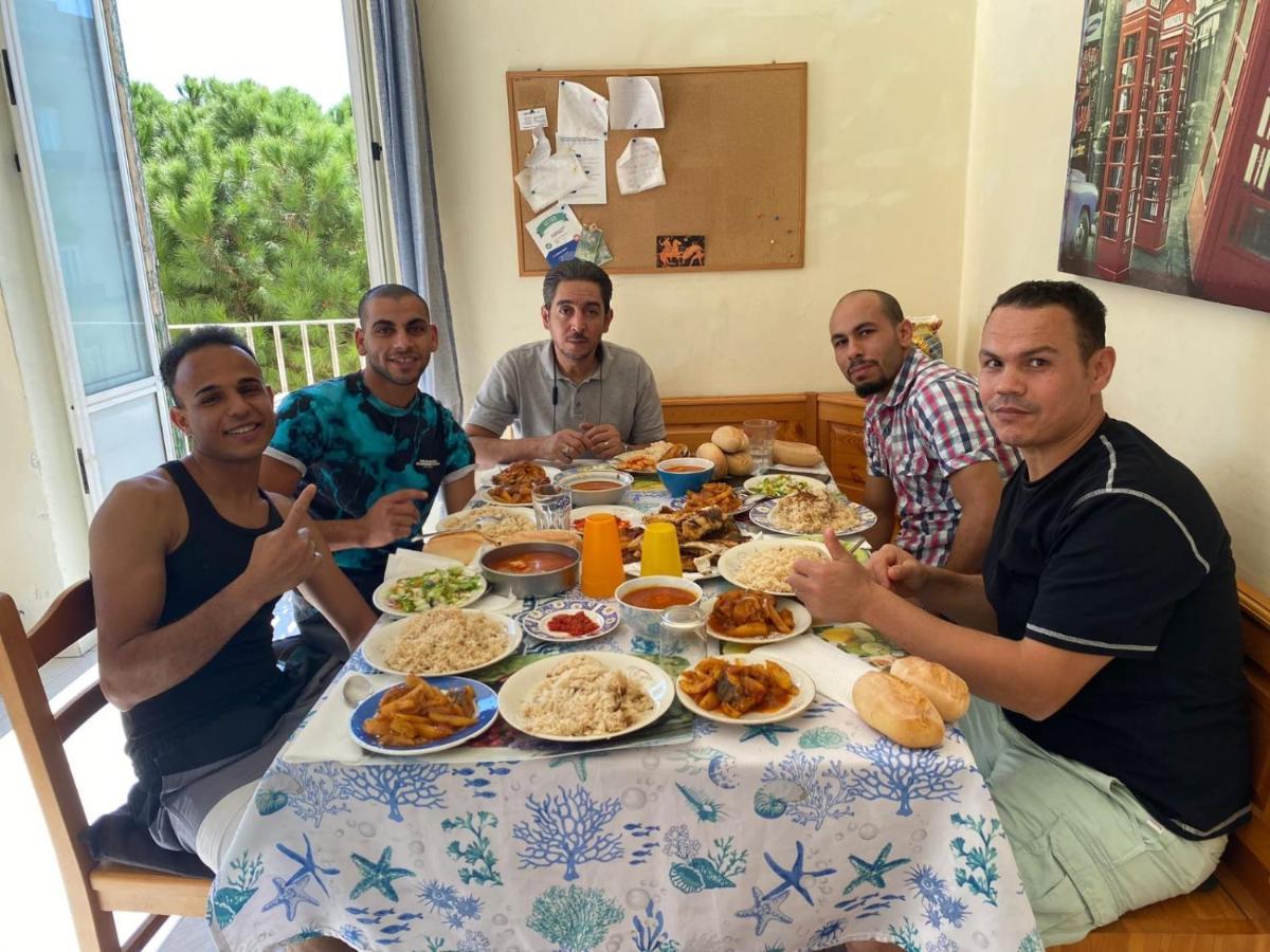 تارانتو Camere Simili A Ostello Solo Per Uomini - Hostel-Like Rooms Only For Man المظهر الخارجي الصورة